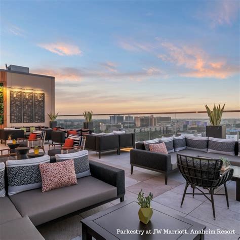 Best Rooftop Bars & Restaurants | Enjoy OC