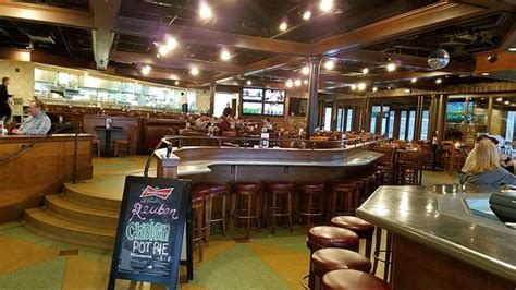 Don't Expect the Old Champps after Struggles - Reviews, Photos ...
