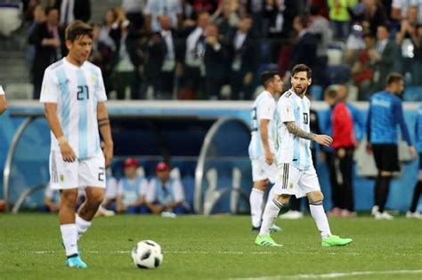 輸球又輸人！阿根廷遭血洗 球迷全氣炸對球員吐口水