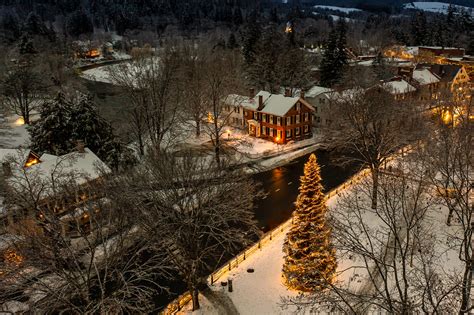Woodstock Christmas | Woodstock, VT | Focus - A Vermont Gallery