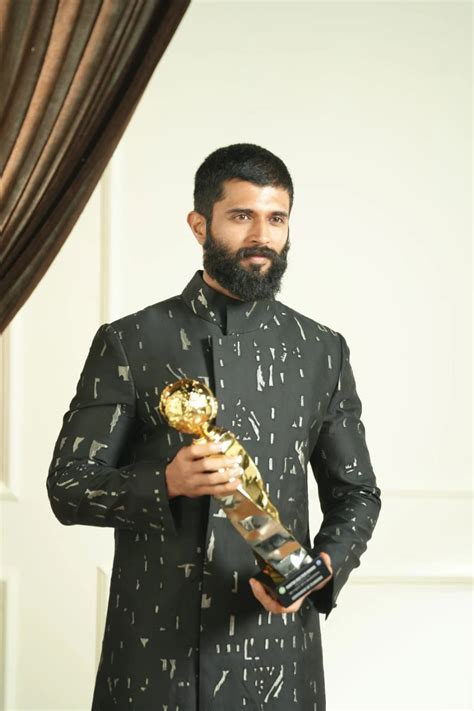 Telangana Gaddar Film Awards : ఘనంగా 'తెలంగాణ గద్దర్ ఫిలిం అవార్డ్స్ ...