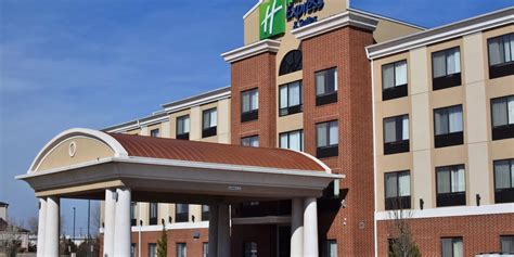 Hotel in Pratt, KS | Holiday Inn Express & Suites Pratt