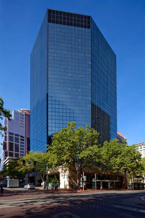 Sixth + Main, 1050 SW 6th Ave | JLL Properties - US