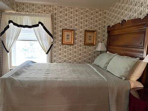 GLEN IRIS INN (Castile) - Inn Reviews & Photos - Tripadvisor