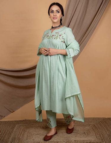 Elegant Cotton Ensembles You Must Add To Your Monsoon Wardrobe – Priya ...