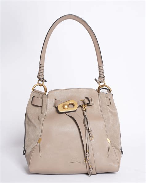 Chloé Qwen Bucket Leather Shoulder Bag in Beige – Boho Luxe Style | My ...