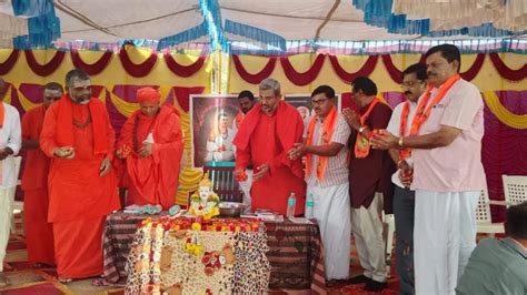 ಹೊಳಲ್ಕೆರೆ ಗ್ರಾಮದಲ್ಲಿ ಅರ್ಥಪೂರ್ಣ, ತತ್ವಬದ್ದ ಬಸವ ಜಯಂತಿ ಆಚರಣೆ - Basava Media