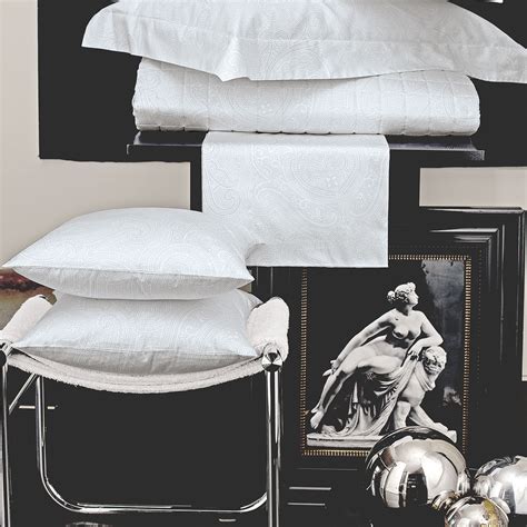 Svad Dondi Home Collection