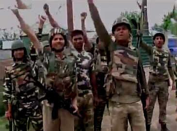 Watch: CRPF jawans raise 'Bharat Mata ki Jai' slogans after killing 4 ...