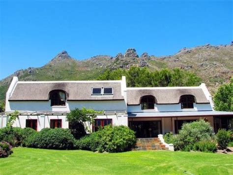 ARVUT EQUESTRIAN SELF CATERING (Hout Bay, Cape Town) - Specialty Inn ...