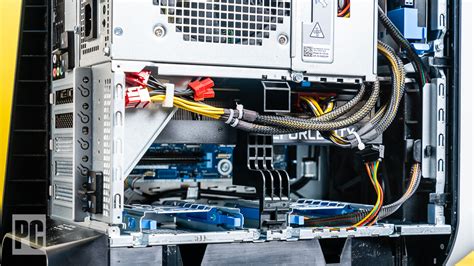 Alienware Computer Inside 的图像结果