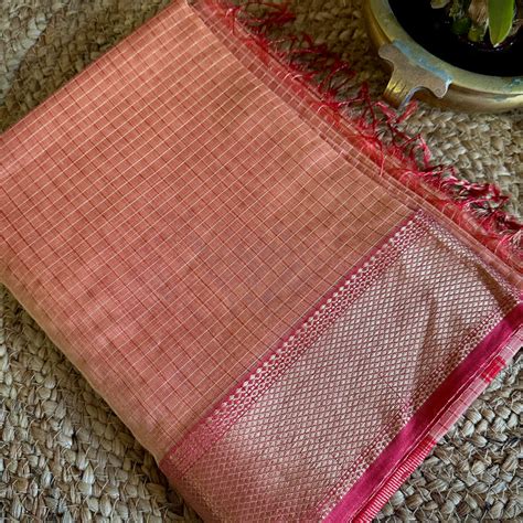 Maheshwari Peach Pink Zari Checkered Sarees – Rewa Handloom
