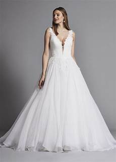 Kleinfeld Gown Wedding Dresses by Classic And Lace And Organza Gown Wedding Kleinfeld Gown Wedding Dresses