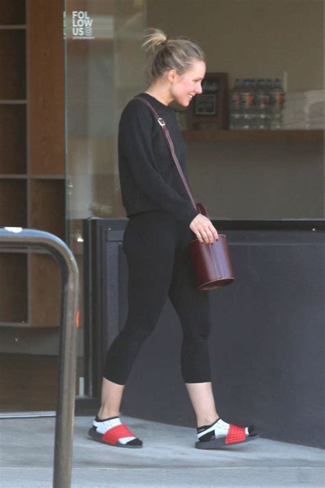 Kristen Bell at Her Pilates Workout Class in LA 10/19/2018 • CelebMafia