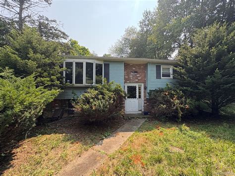 11 Chase Rd, Wallkill, NY 12589 | Homes.com