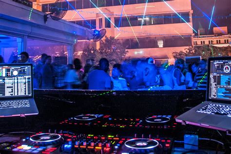 9 Best Nightlife Experiences in Downtown Orlando - What to Do at Night ...