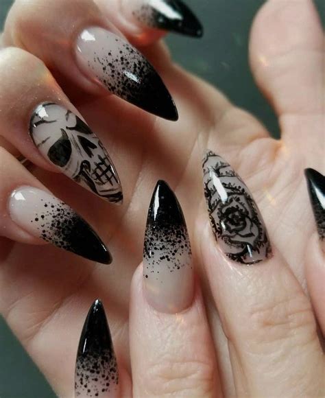 Cool Skull Nails | Skull nails, Gothic nails, Nail art