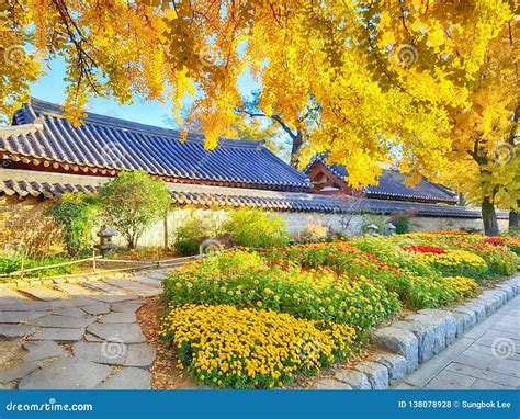 Street of Jeonju Hanok Village Traditional Korean Town, Jeonju ...