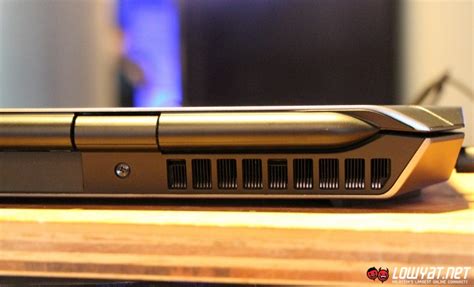 Alienware 17 Gaming Laptop 的图像结果