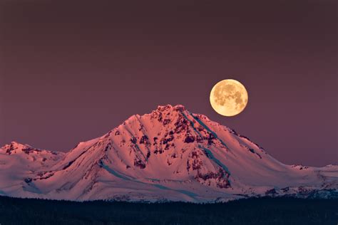 Moonset Over San Francisco Bay Area - Sky & Telescope - Sky & Telescope