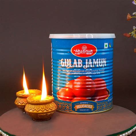 Send Matka Diyas with Gulab Jamun Sweet Diwali Gift Online - DW22 ...