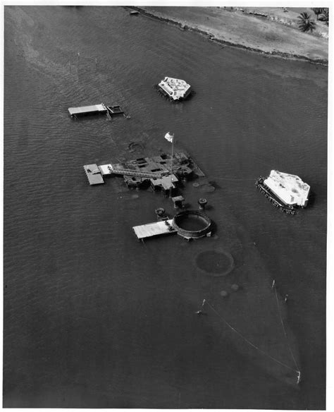 The USS Arizona - Amazing pictures of the Life and Death of an ill ...