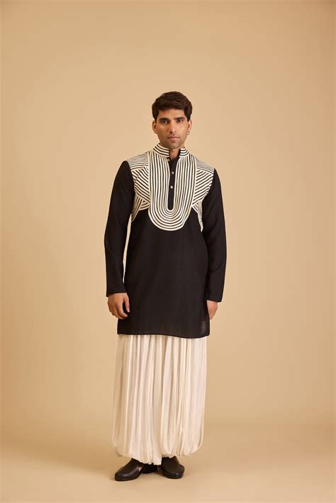 Miraas ivory harem pants