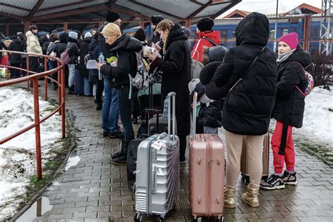 Red C Poll: Three in five say Ireland has too many Ukrainian war ...