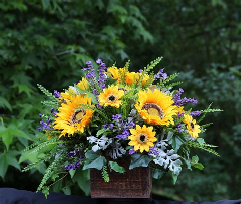 Sunflower Floral Arrangement, Sunflower Centerpiece, Country Kitchen ...