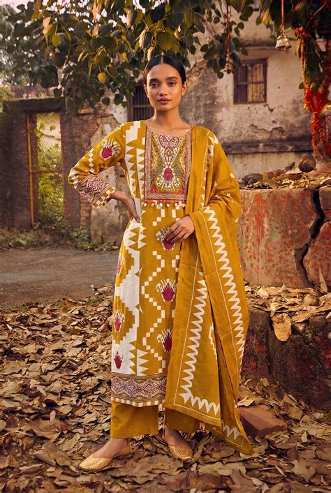 Kanak Ikat Mustard Handcrafted Suit Set | HER-748