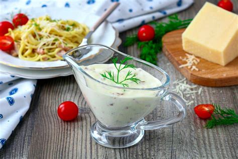 Соус для пасты Карбонары со сливками рецепт с фото пошагово - 1000.menu