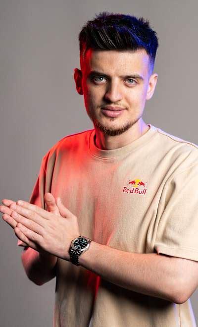 Costin 'jaxi' Vrînceanu: Esports – Red Bull Athlete Profile