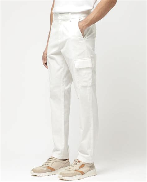 Rare Rabbit Mens Apex Light White Cotton Linen Solid Cargo Style Regul