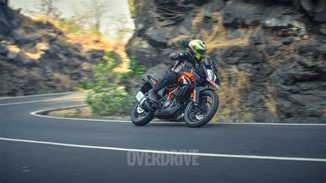 2023 KTM 390 Adventure X and SW first ride reviews: Kicking up a storm ...