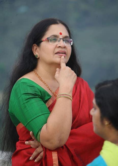 ‘ഇവൻമാരുടെ ചെലവിൽ വേണോ എനിക്ക് മേക്ക് ഓവർ നടത്താൻ’; സോഷ്യൽ മീഡിയ ...