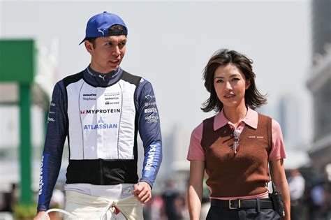 Alex Albon’s Golfer girlfriend blushes outside the Williams star’s ...