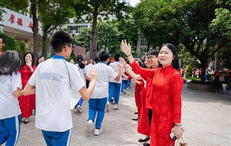 仪式感满满！惠州中考首日：老师家长为考生壮行_惠州新闻网