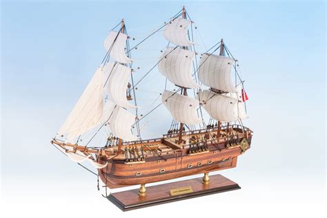 Buy Seacraft Gallery HMB Endeavour 17.7" Handcrafted Wooden Model Ship ...