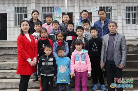 江西90后女孩当乡村教师 是14个学生的校长_凤凰网