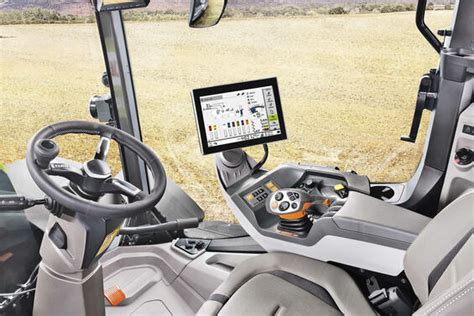 XXL-Xerion von Claas: Die ersten, exklusiven Bilder | agrarheute.com