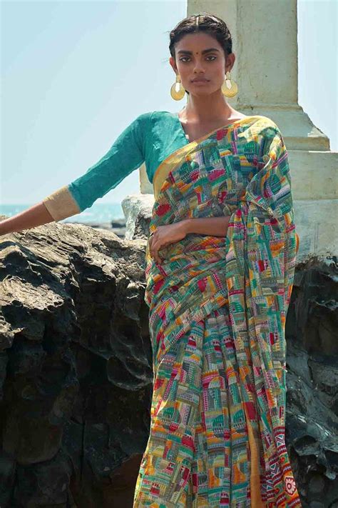 Buy Deep Sky Blue Digital Print Saree online-Karagiri