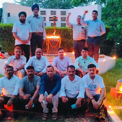 jamshedpur purv sainik seva parishad-पूर्व सैनिक सेवा परिषद ने रेजांगला ...