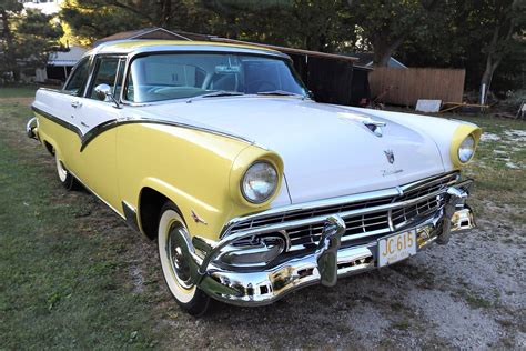1956 Ford Fairlane