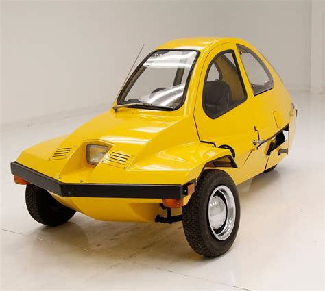 Top 102+ Pictures What Are The 3 Wheeled Cars Called Excellent 10/2023