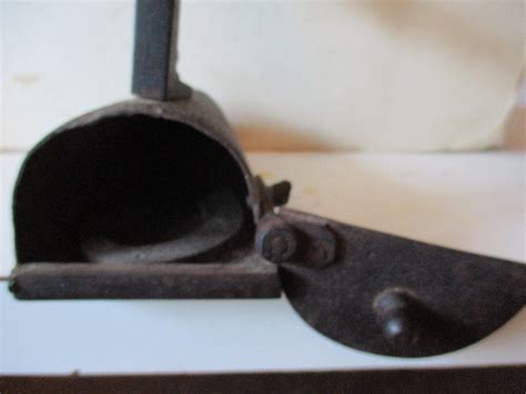 Antique Laundry Iron - Early 1800s Hand Made Form - Great Condition for ...