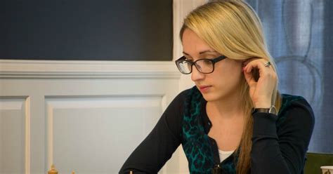 US Chess Star Boycotts World Championship In Iran, Won't Wear Hijab And ...