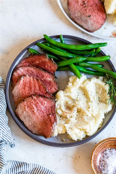 What is the Internal Temperature of Rare Roast Beef?