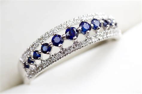 25 Beautiful Sapphire Wedding Rings That'll Really Sparkle