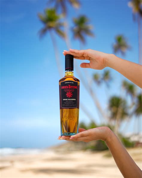 Ron Santa Teresa | ¡Margarita, prepárate para Sacar el Pecho! 🌴 Santa ...