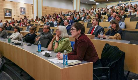 Bridging Generational Differences at Medical Education Day - News Center